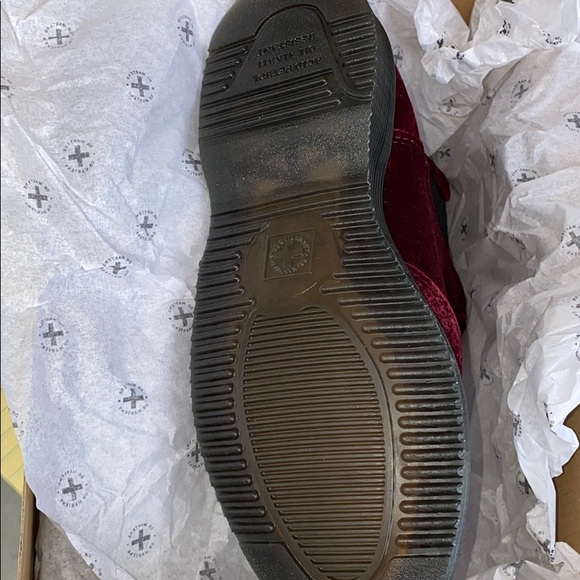 🆕Dr Marten Flora Kensington Cherry 🍒 Velvet NWT - Picture 16 of 16